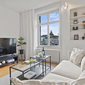 True - Stadtwohnung I Rheinblick Apartment Basel